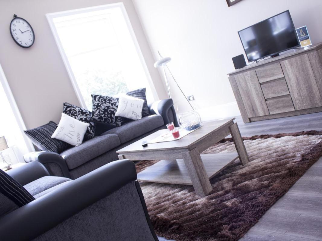 Lux Aparts Wakefield Central المظهر الخارجي الصورة